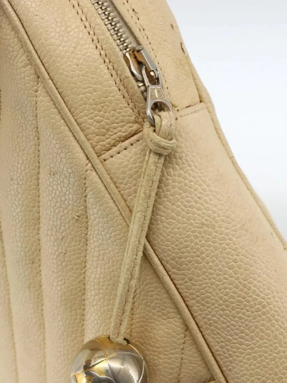 CHANEL Hand Bag Grained Calf Skin Cream Gold CC Auth 174548